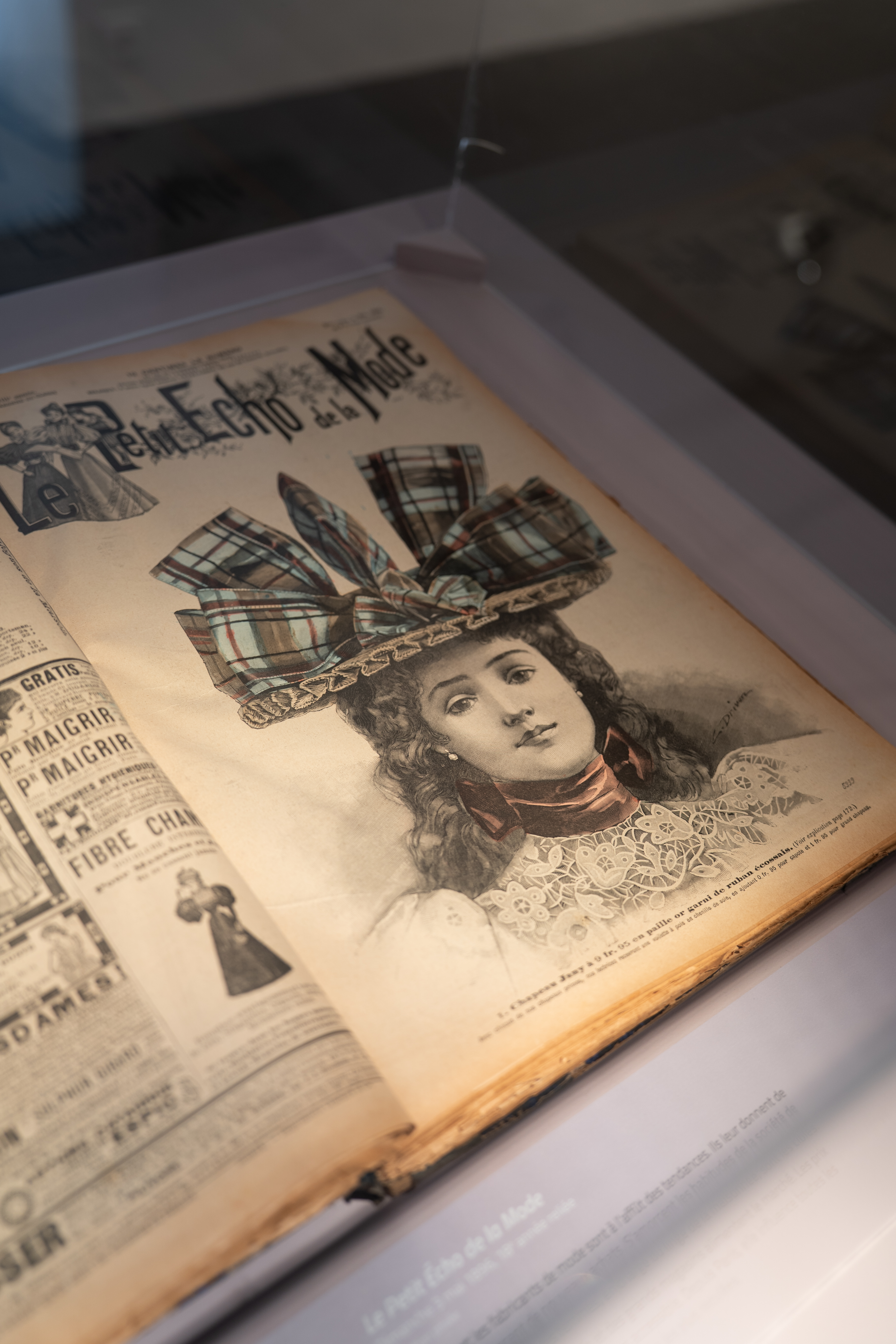 Magazine - Le Petit Echo de la Mode - Chapeau