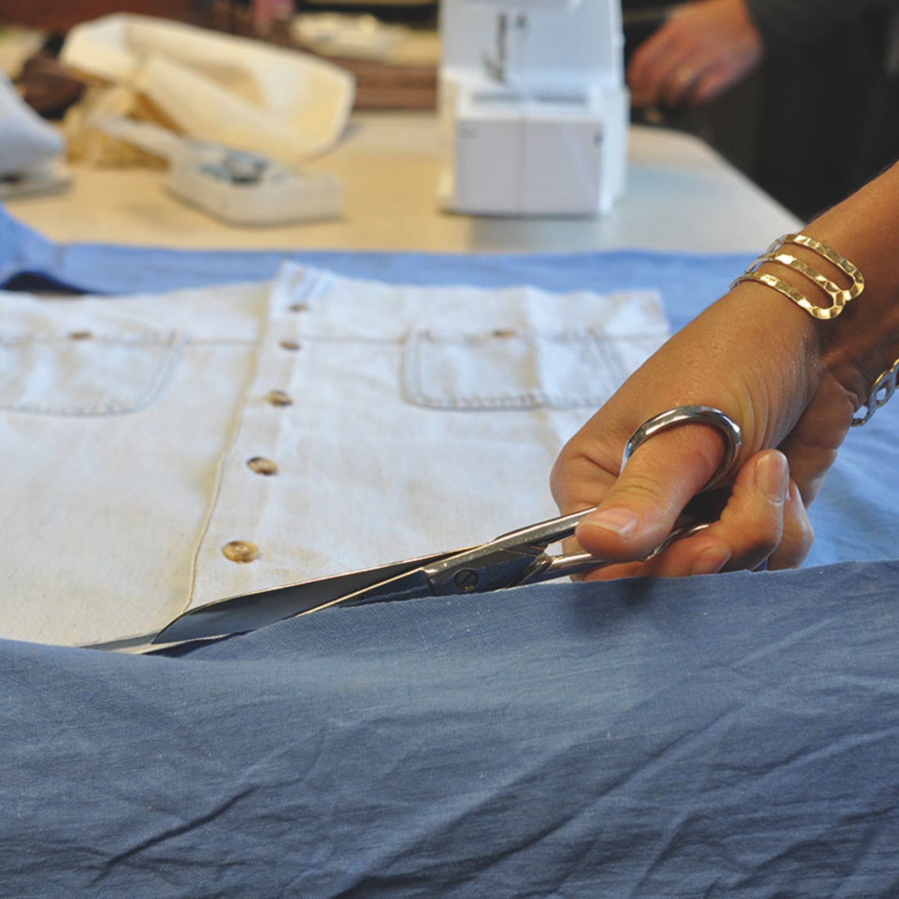 Atelier upcycling : du vêtement à l'accessoire